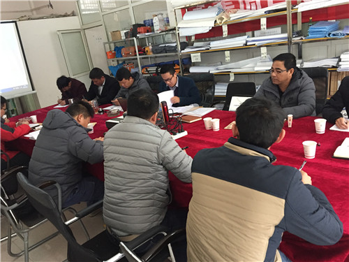 三直召開(kāi)黨支部大會(huì)學(xué)習(xí)十九大精神拓展黨員隊(duì)伍