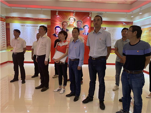 “不忘初心、牢記使命”主題教育—公司領(lǐng)導(dǎo)班子到昆明市紀(jì)律教育基地開展體驗式學(xué)習(xí)