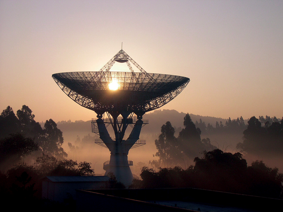 云南天文臺(tái)"嫦娥工程"地面應(yīng)用系統(tǒng)40米天線